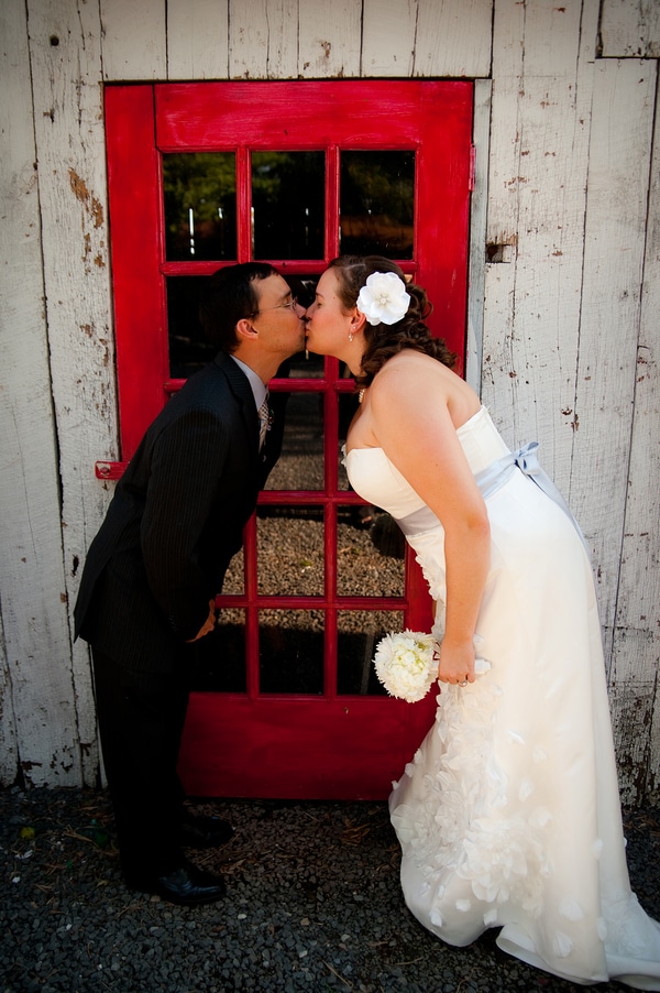 Lucketts Vintage Antique Store Engagement Session Virginia (6)