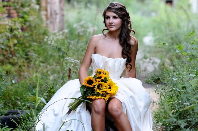 sunflower bridal shoot brick abandoned building (7)