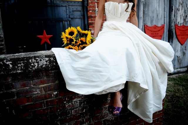 sunflower bridal shoot brick abandoned building (3)
