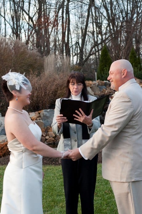 offbeat Virginia farm wedding (15)