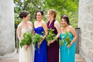 offbeat outdoor maryland wedding venue alternative bouquets (10)