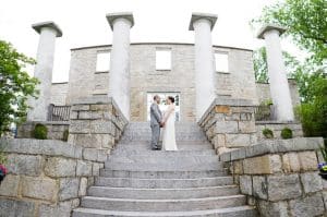offbeat outdoor maryland wedding venue alternative bouquets (14)