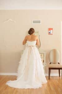 soft neutral orange wedding color palette inspiration montana wedding pictures (1)