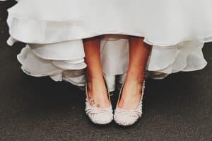 DIY woodland maryland wedding fall winter branches inspiration pictures (9)