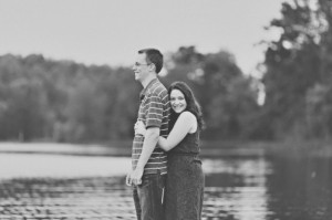 lake ridge park northern virginia engagement pictures session (1)