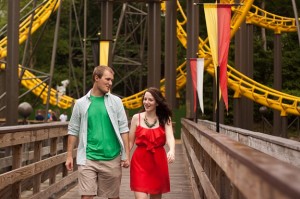 busch gardens amusement park engagement pictures virginia (9)