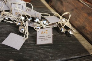 eclectic upcycled green maryland wedding DIY offbeat blog (11)