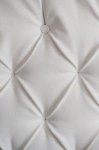 Tufted Headboard DIY Tutorial Kelly Ewell Photogra (9)