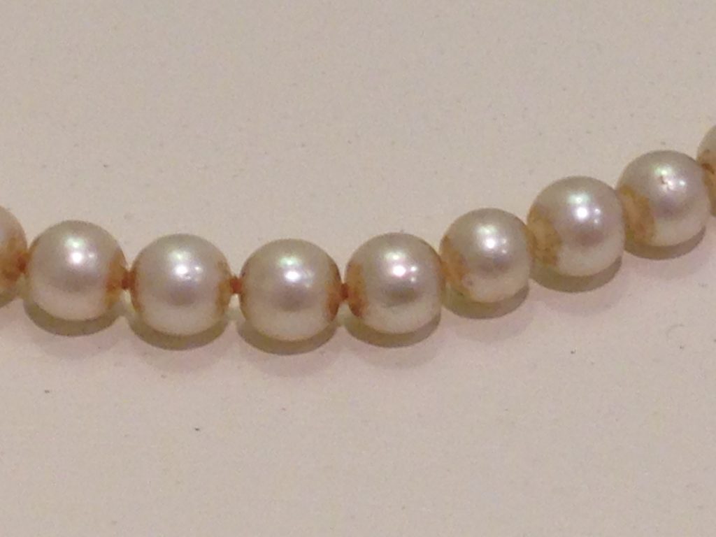 pearls-closeup