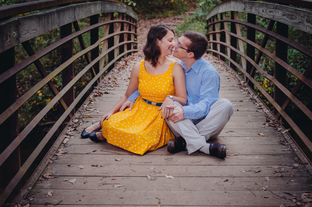 casual fall park Virginia engagement pictures