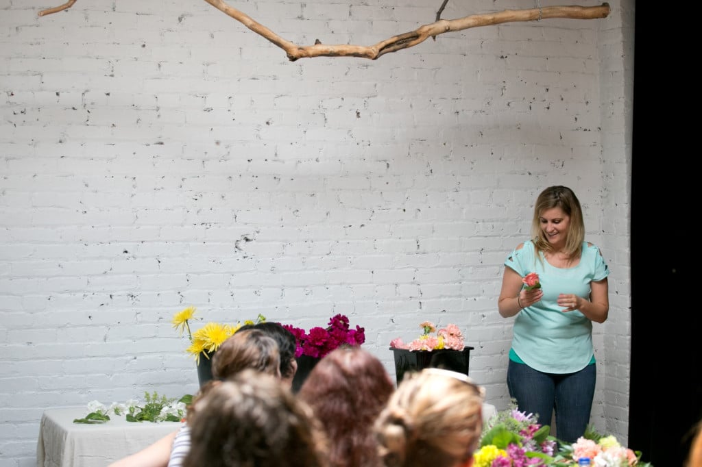 DIY bouquets and boutonnieres workshop (6)