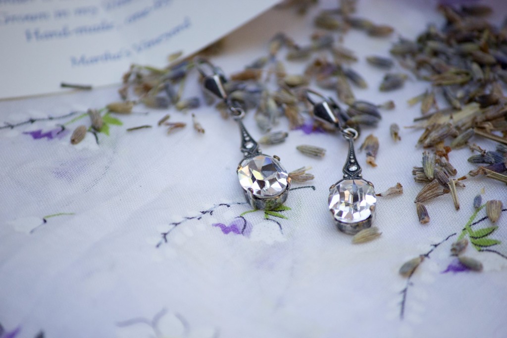 lavendar lace wedding inspiration details (1)