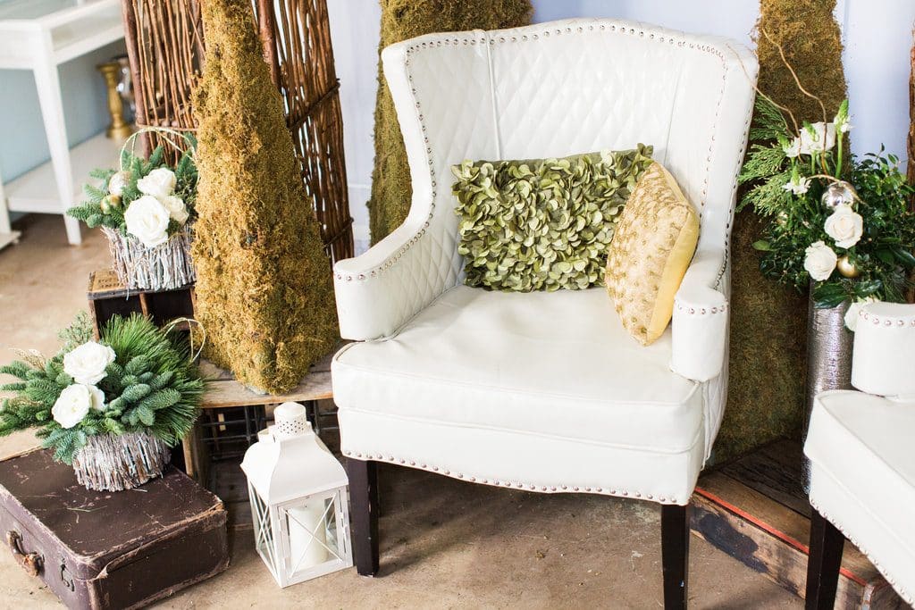 winter wreath wedding ideas (10)