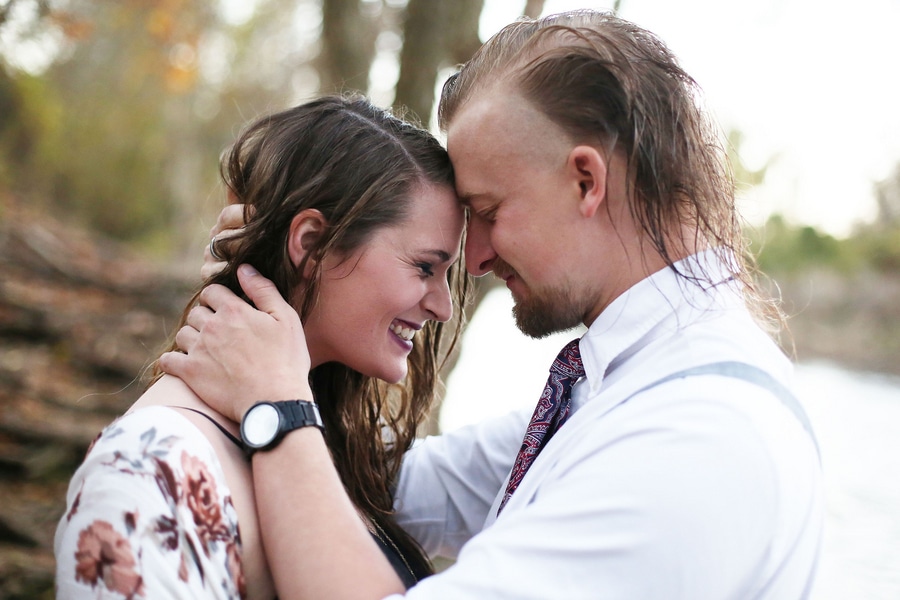 Charlottesville, VA - 11/03/15 Elisabeth and Chet engagement photo session at Downtown Mall and Darden Towe Park. Credit: Amanda Maglione www.amandamaglione.com