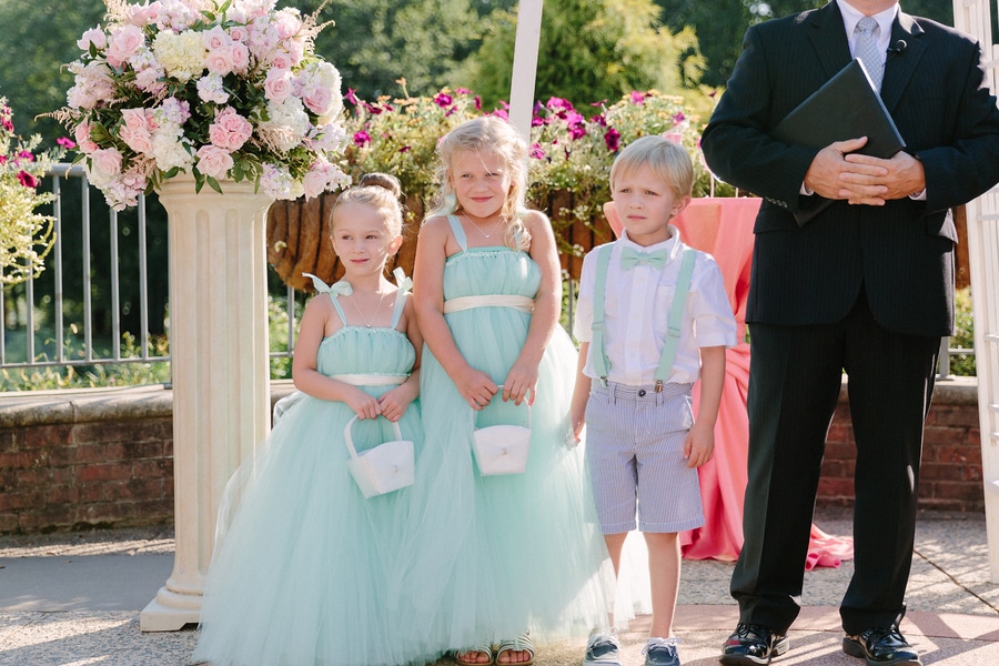 teal pink spring wedding pictures Virginia Meadowlark Botanical Gardens wedding (7)