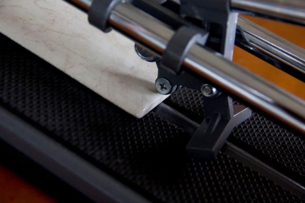 DIY wood frame serving tray tutorial (14)