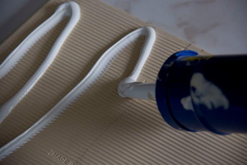 DIY wood frame serving tray tutorial (16)