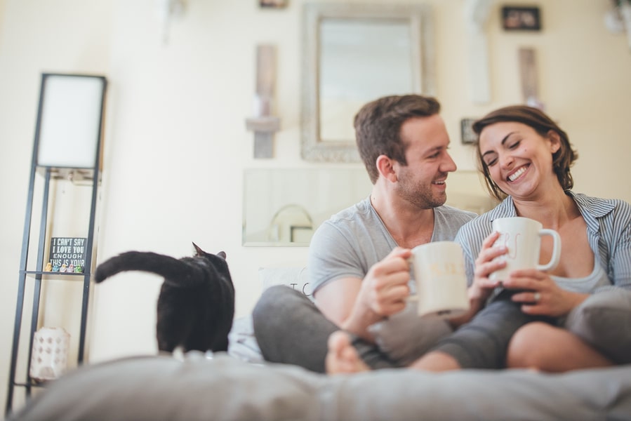 at home relaxed alternative washington dc engagement pictures2