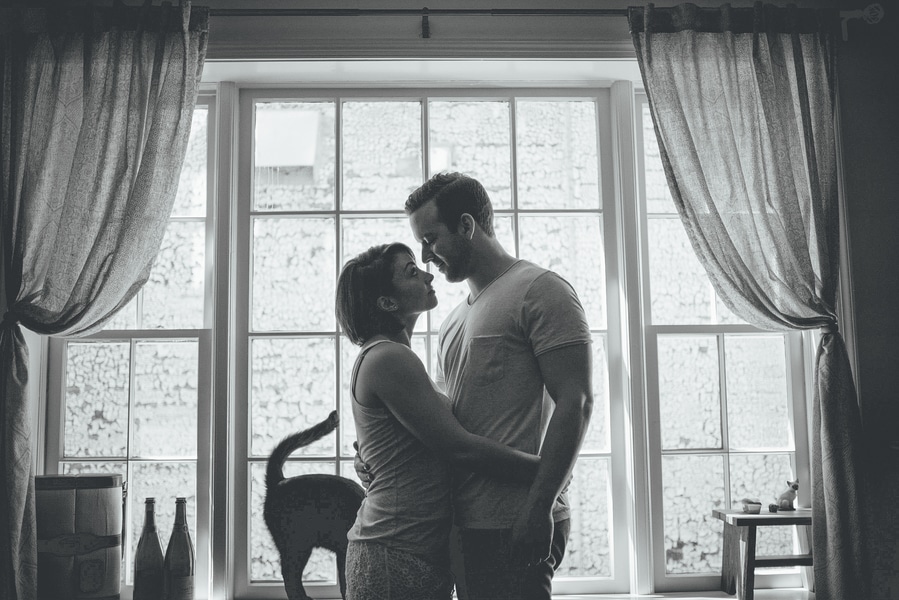 at home relaxed alternative washington dc engagement pictures4