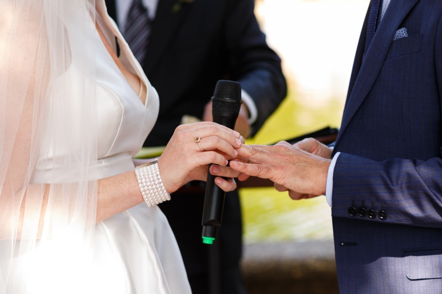 intimate-music-themed-washington-dc-wedding-pictures11