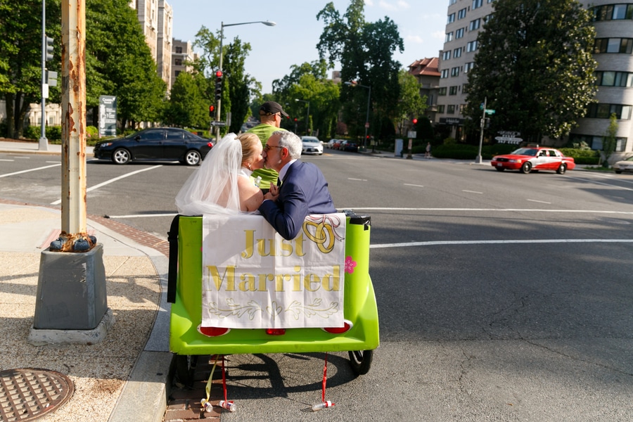 intimate-music-themed-washington-dc-wedding-pictures14